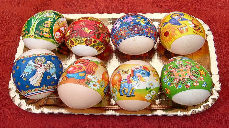 Eight Easter eggs from Italy