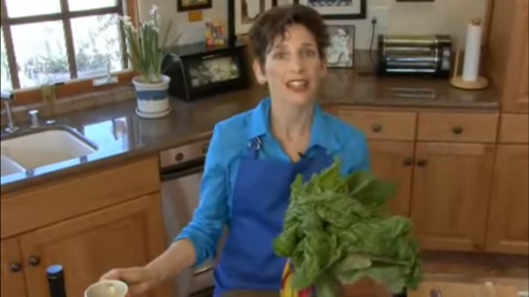 Healthy Cook: How to Cook Garlicky Greens